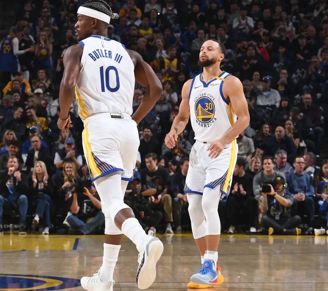 它们共同指 它们共同指