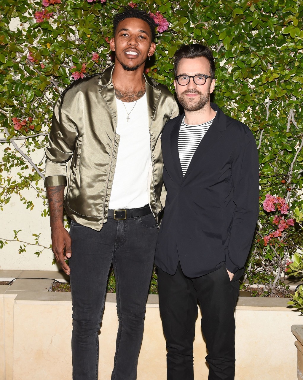 错随之下降 错随之下降