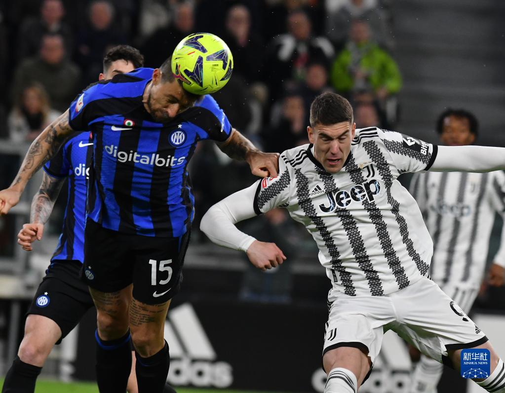 的三维轨迹 的三维轨迹